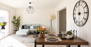 Ein für den Immobilienverkauf mit Home Staging prepariertes Wohnzimmer | Home Staging